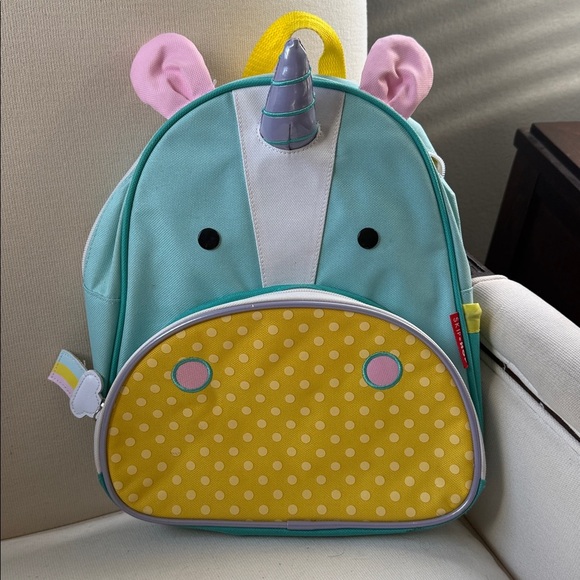 Skip Hop Unicorn Backpack with Yellow and Pink Accents kids bag storage play - Picture 2 of 5